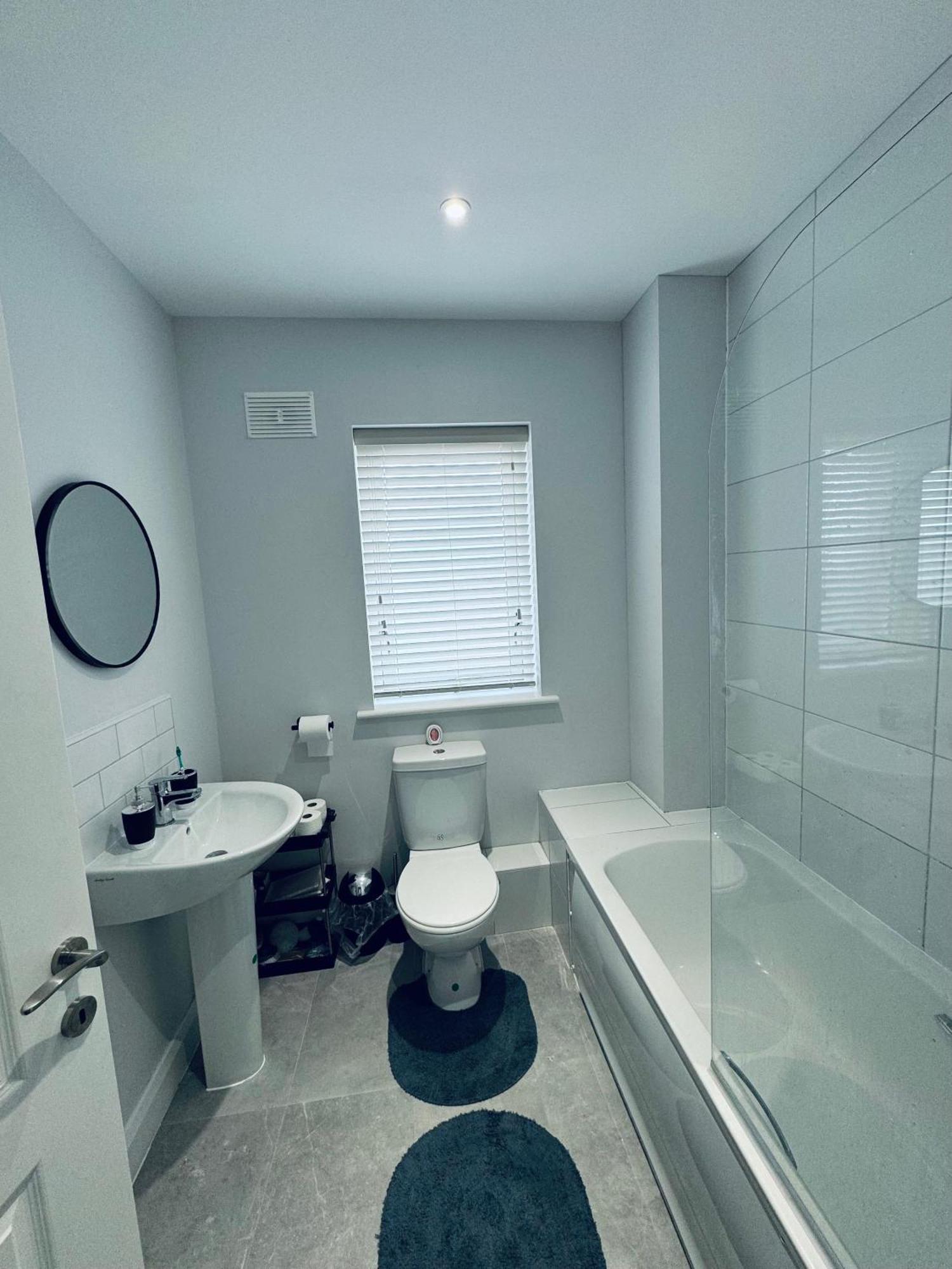 Modern Double & Single Room With Cozy Vibes 阿赛 外观 照片